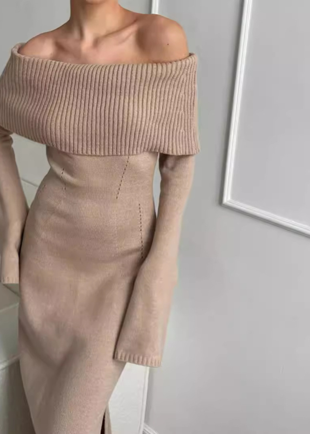 Robe longue - épaule dénudée