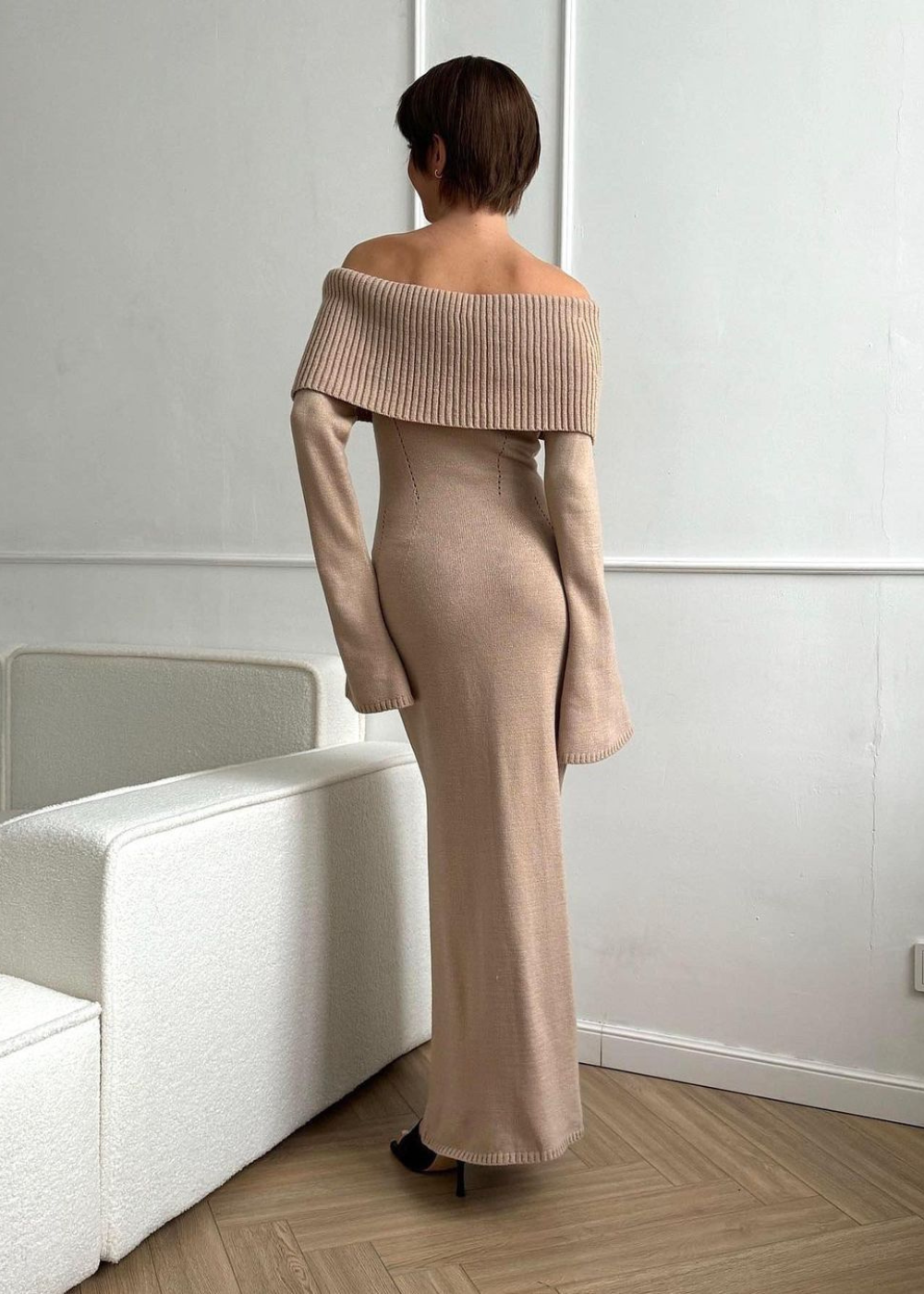 Robe longue - épaule dénudée